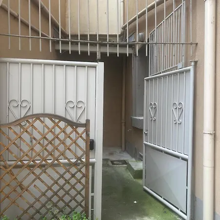 Downtown Patio Διαμέρισμα